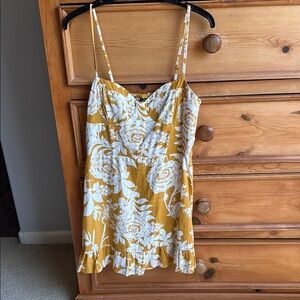 Wild Fable Yellow Floral Mini Dress, size medium